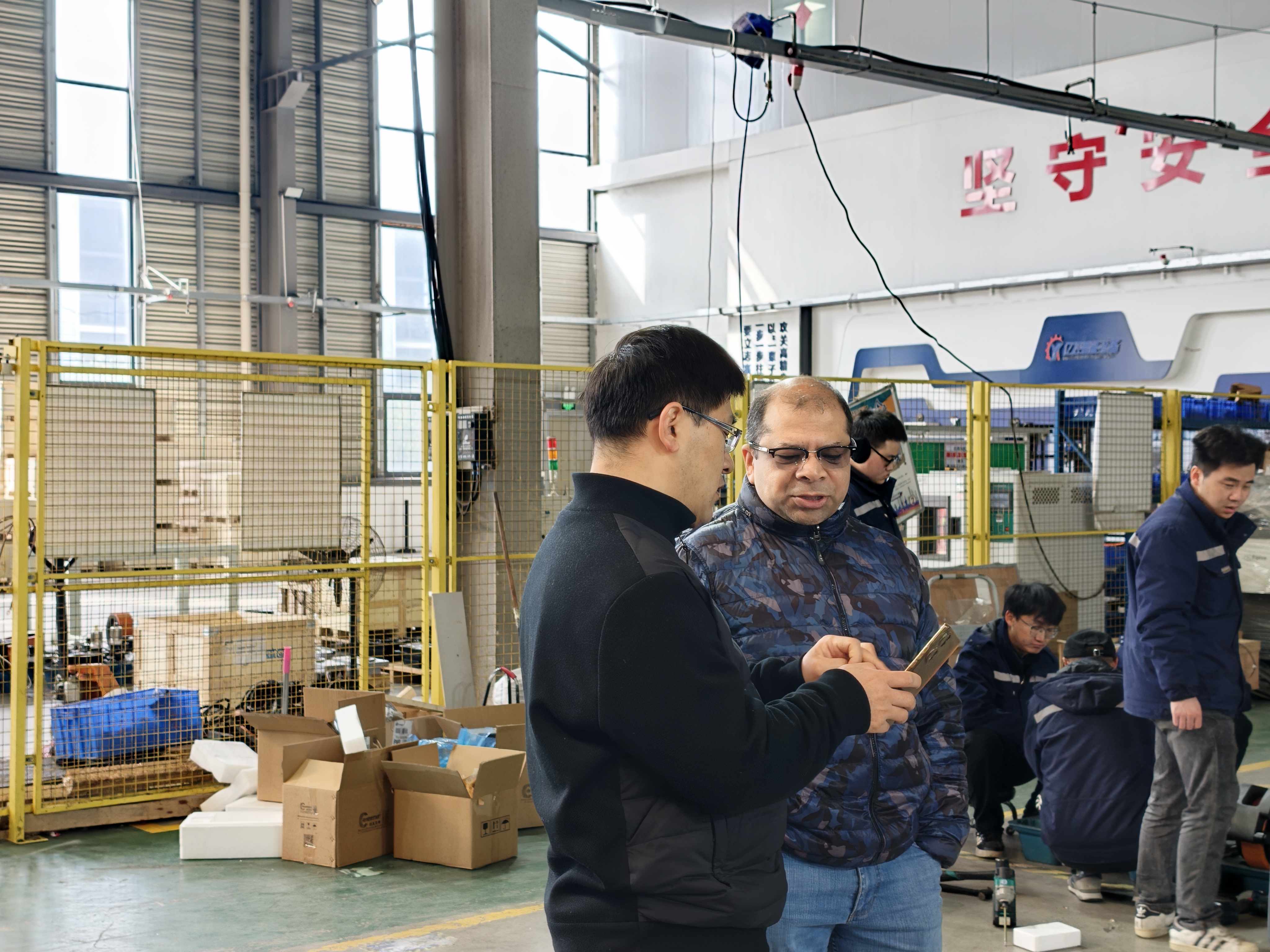 深化南亚布局：2026年首位印度客户到访亿控，实地考察AGV定制化驱动解决方案！